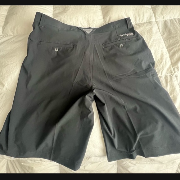 PFG Columbia shorts - Picture 2 of 5